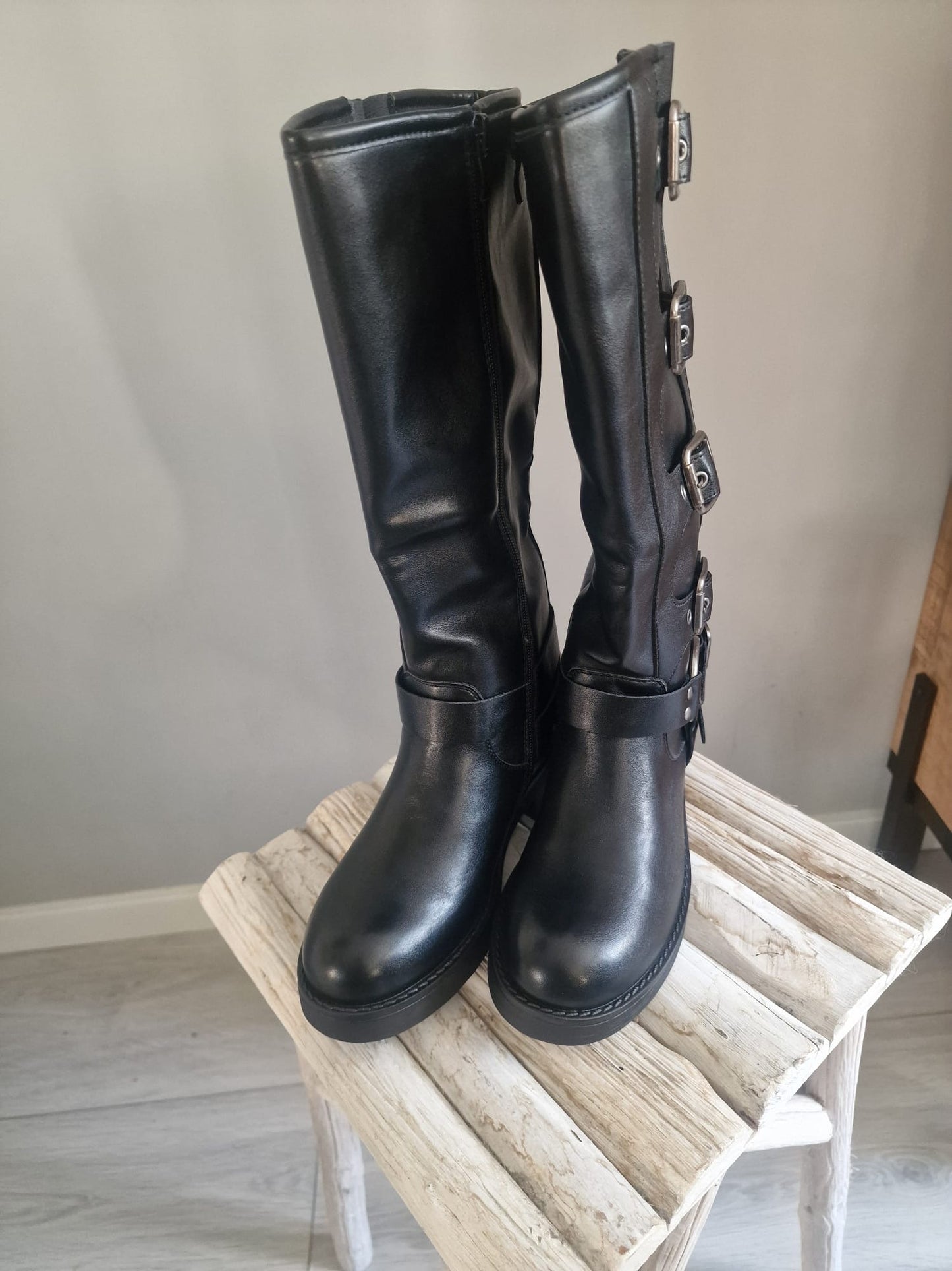 Boots Sandra