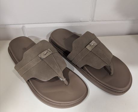 Slipper Barbara